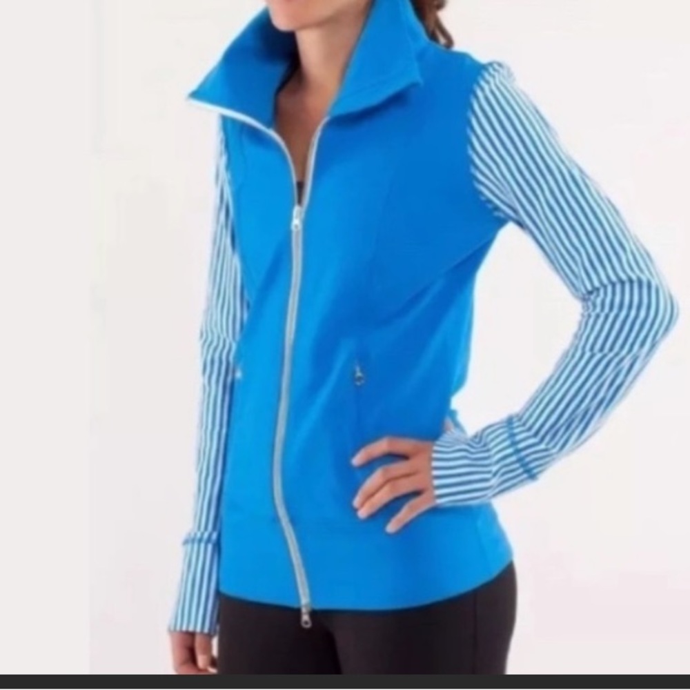 Lululemon Daily Yoga Zip Up Blue White Striped Sz 8